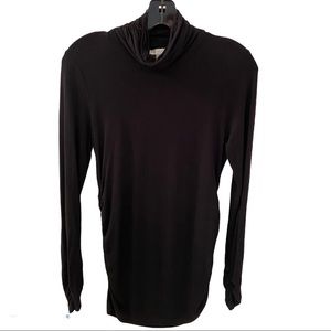 DESIGN HISTORY TURTLENECK RUCHED SIDES SIZE MEDIUM